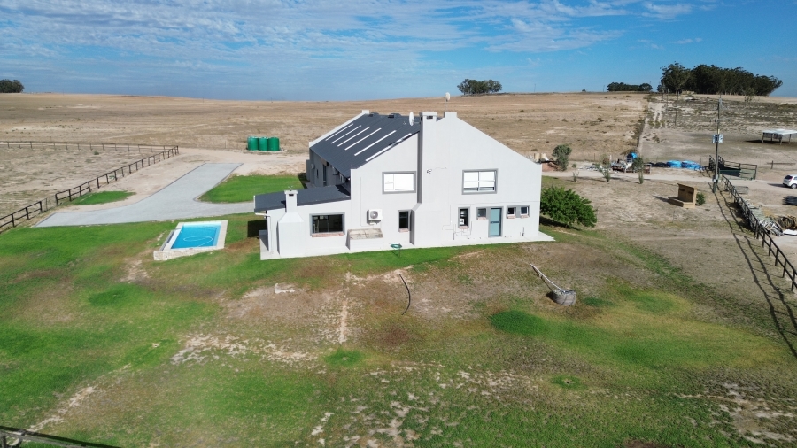 4 Bedroom Property for Sale in Hopefield Rural Western Cape